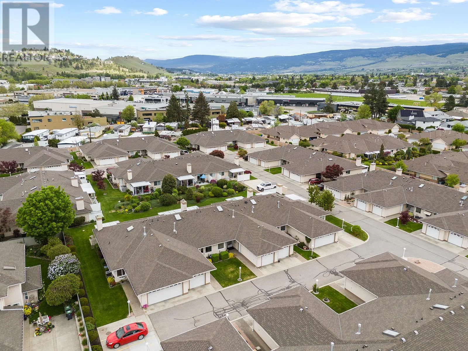 1874 Parkview Crescent Unit# 7