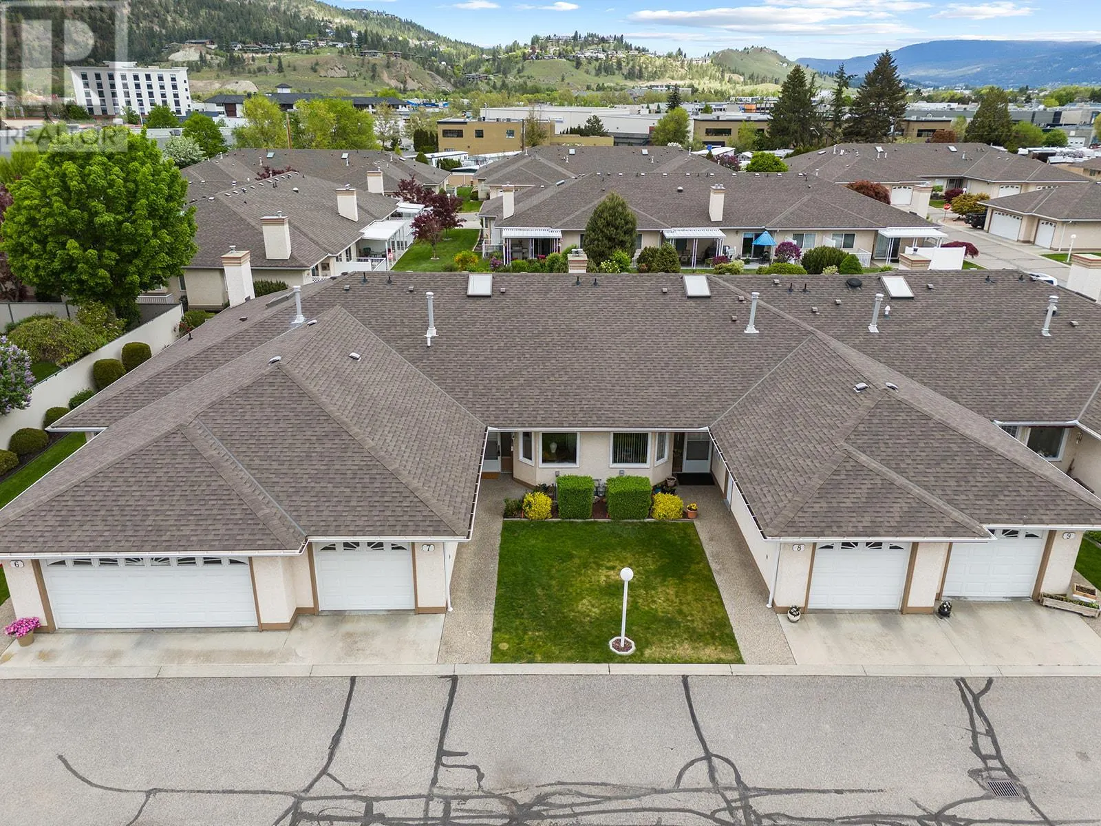 1874 Parkview Crescent Unit# 7