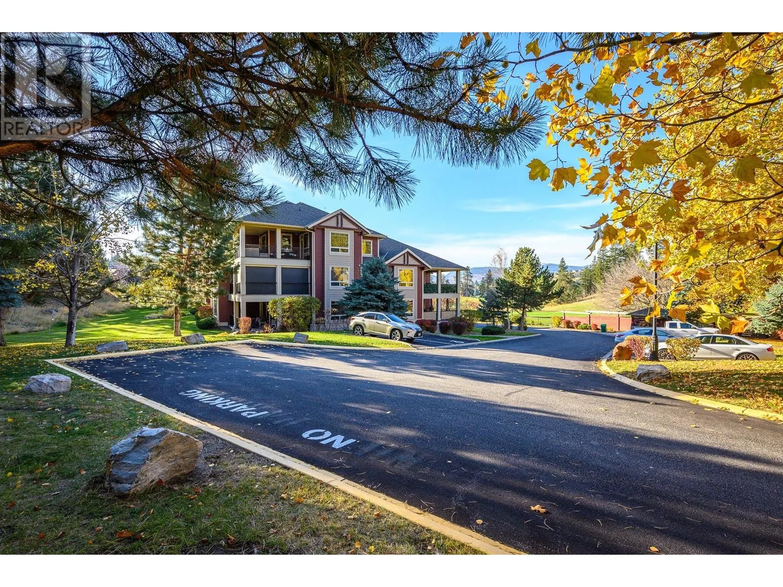 2780 Auburn Road Unit# 305