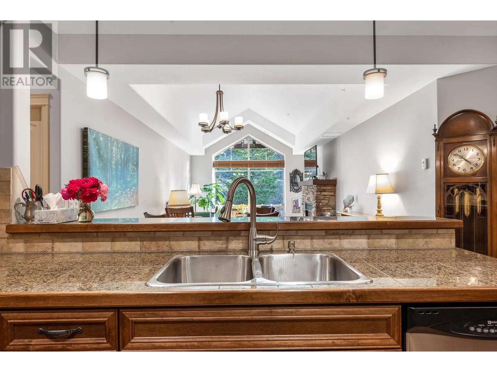 2780 Auburn Road Unit# 305
