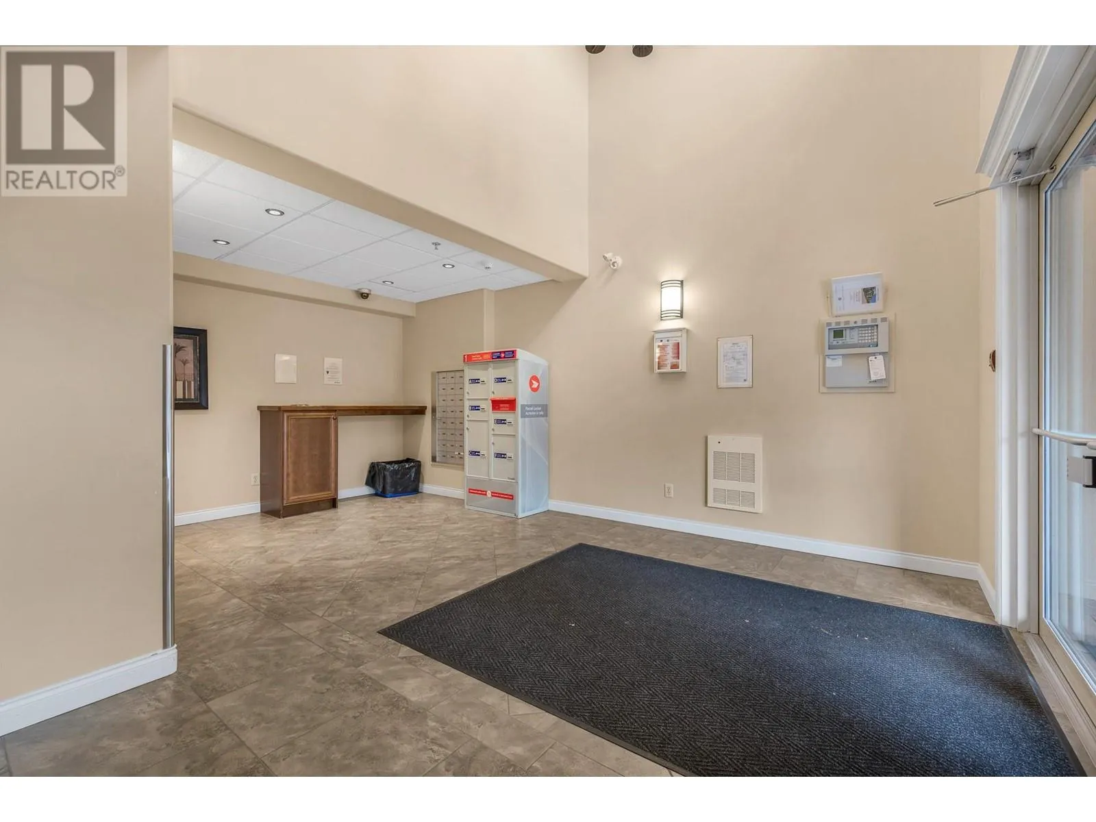 2780 Auburn Road Unit# 305