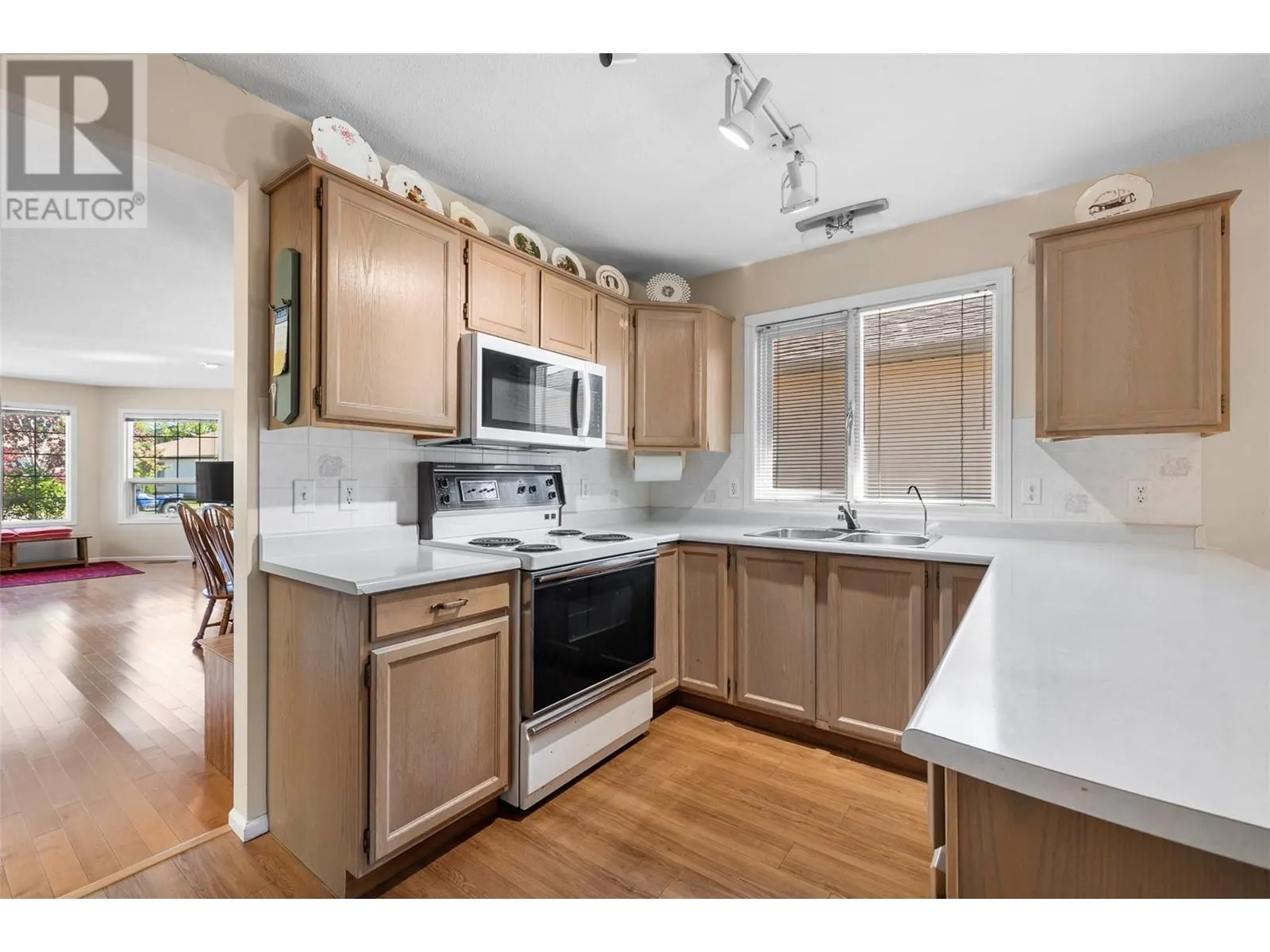 1201 Cameron Avenue Unit# 9