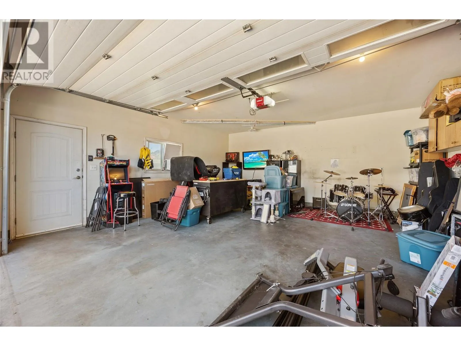 11109 Barclay Street