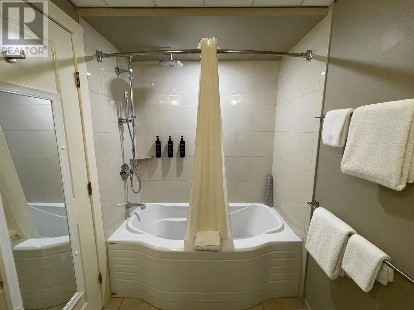 13011 Lakeshore Drive Unit# 234