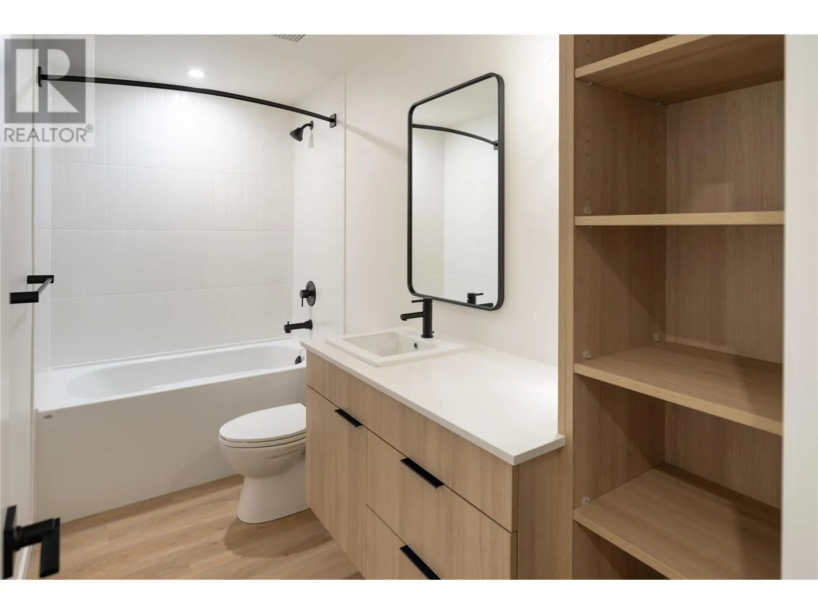 604 Cawston Avenue Unit# 415