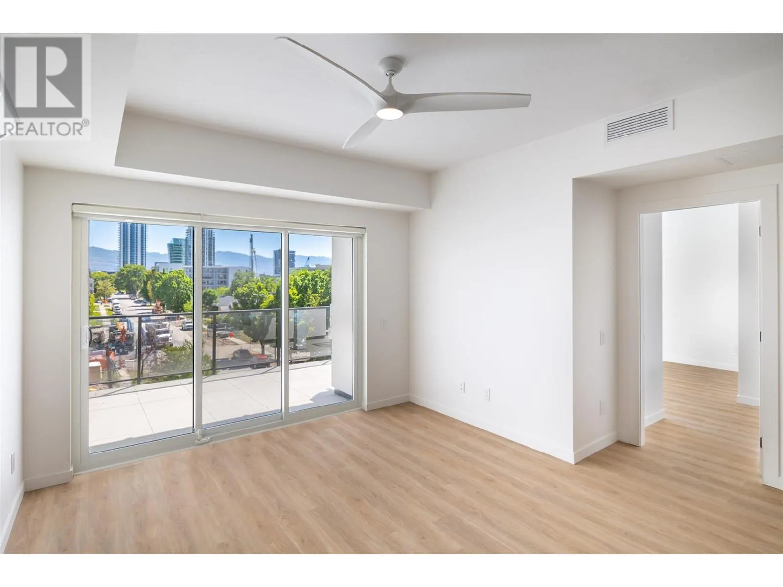 604 Cawston Avenue Unit# 415