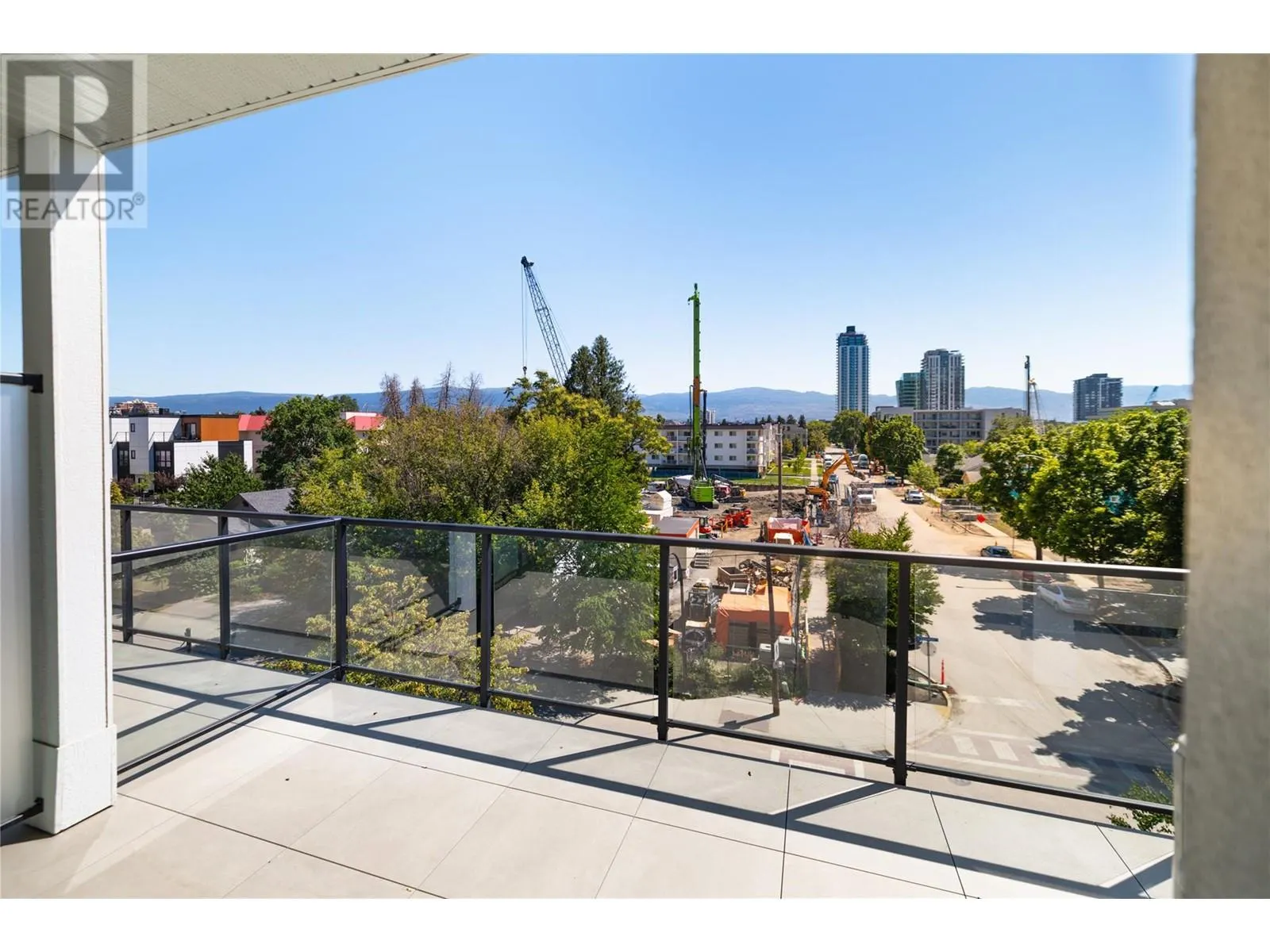 604 Cawston Avenue Unit# 415