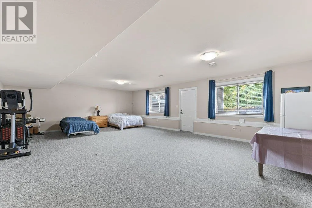 6948 MOUNTAINVIEW Drive