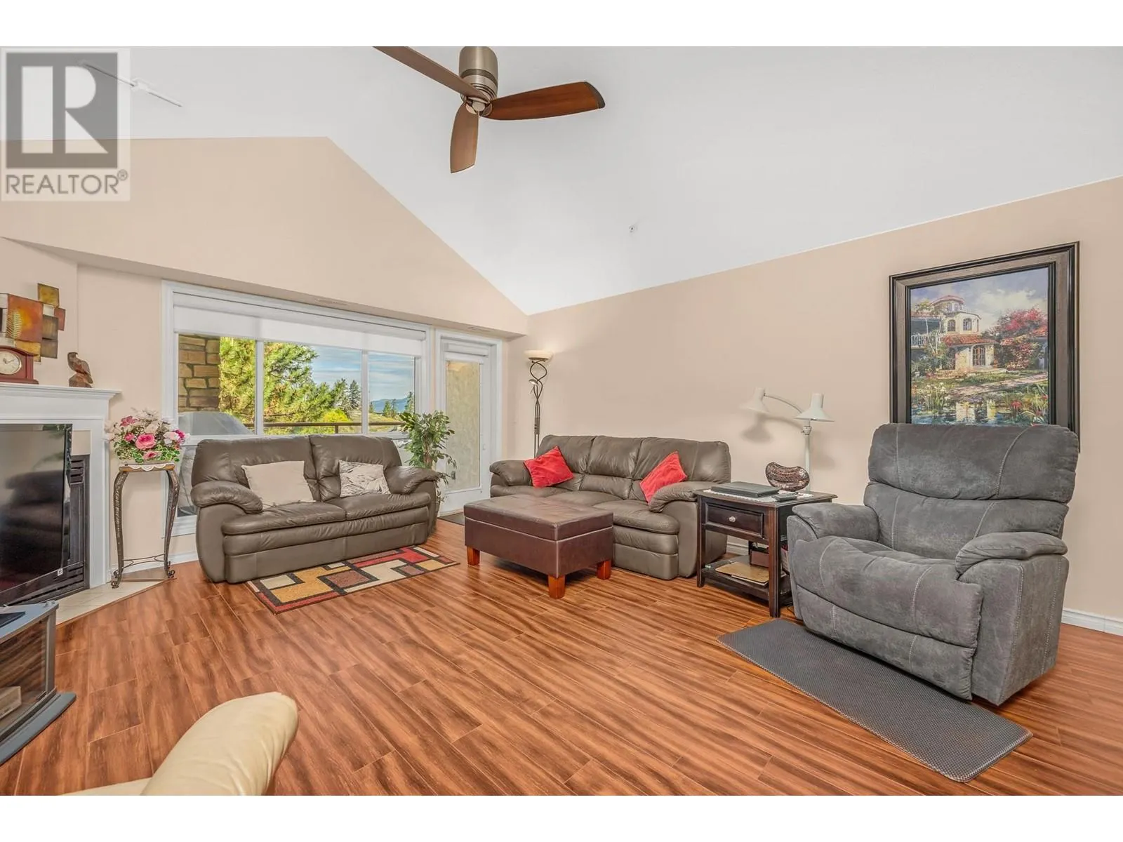 3301 Centennial Drive Unit# 401