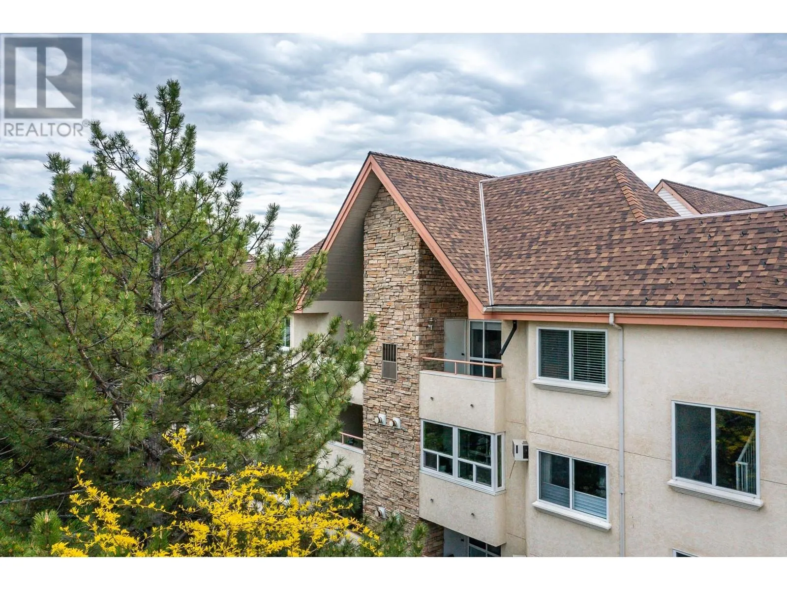 3301 Centennial Drive Unit# 401