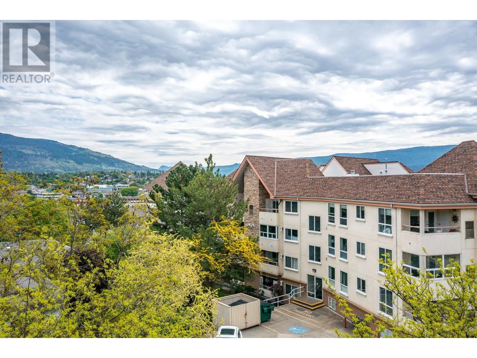 3301 Centennial Drive Unit# 401
