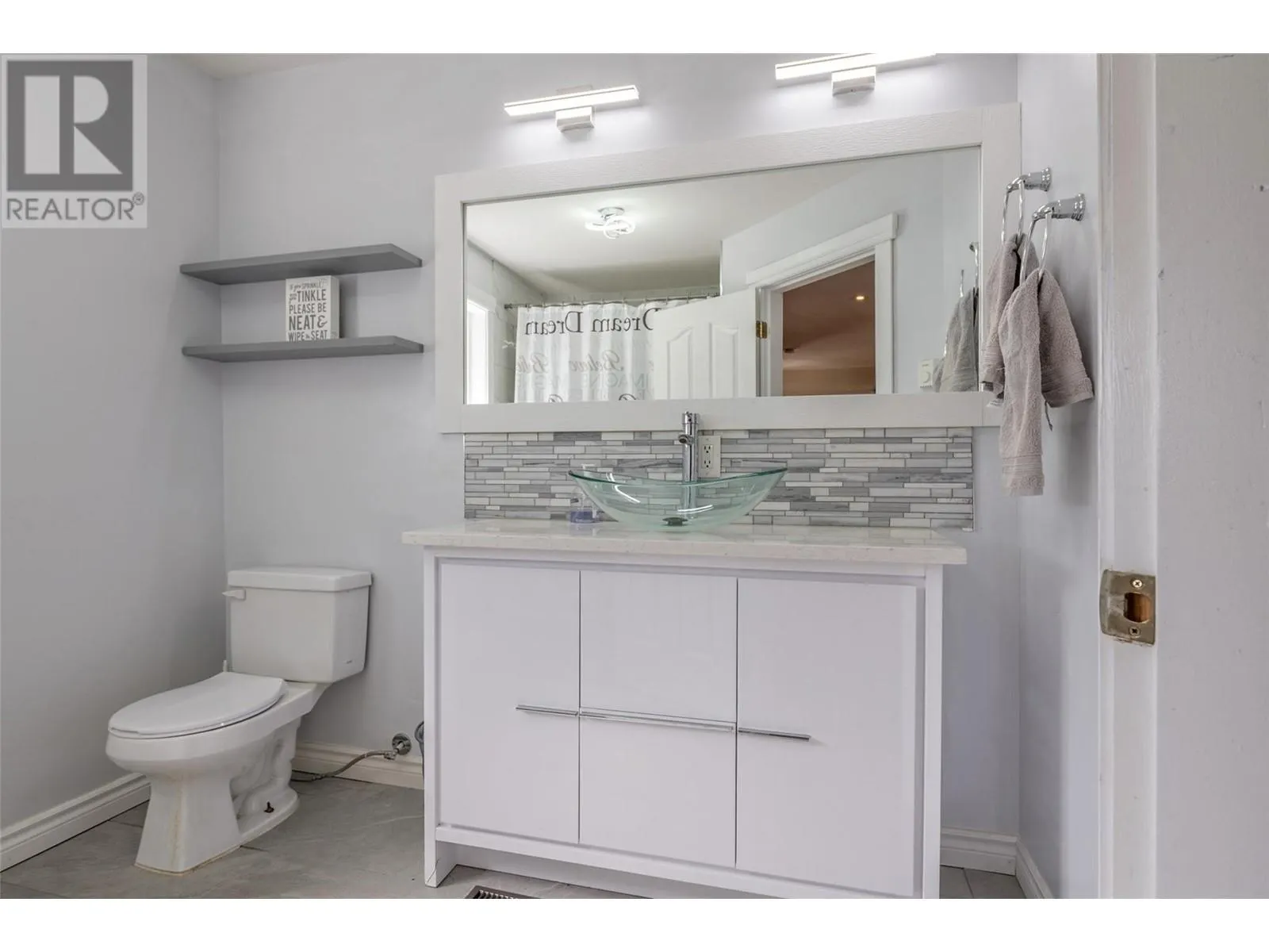 10718 Pinecrest Road