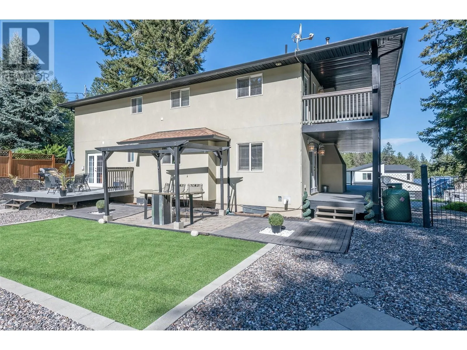 10718 Pinecrest Road