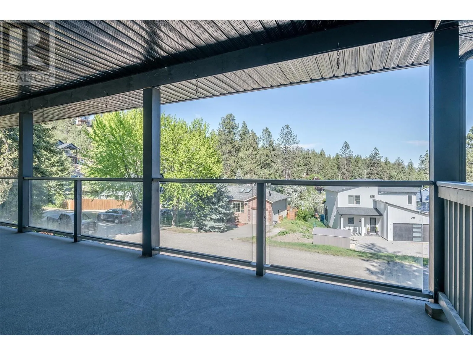 10718 Pinecrest Road