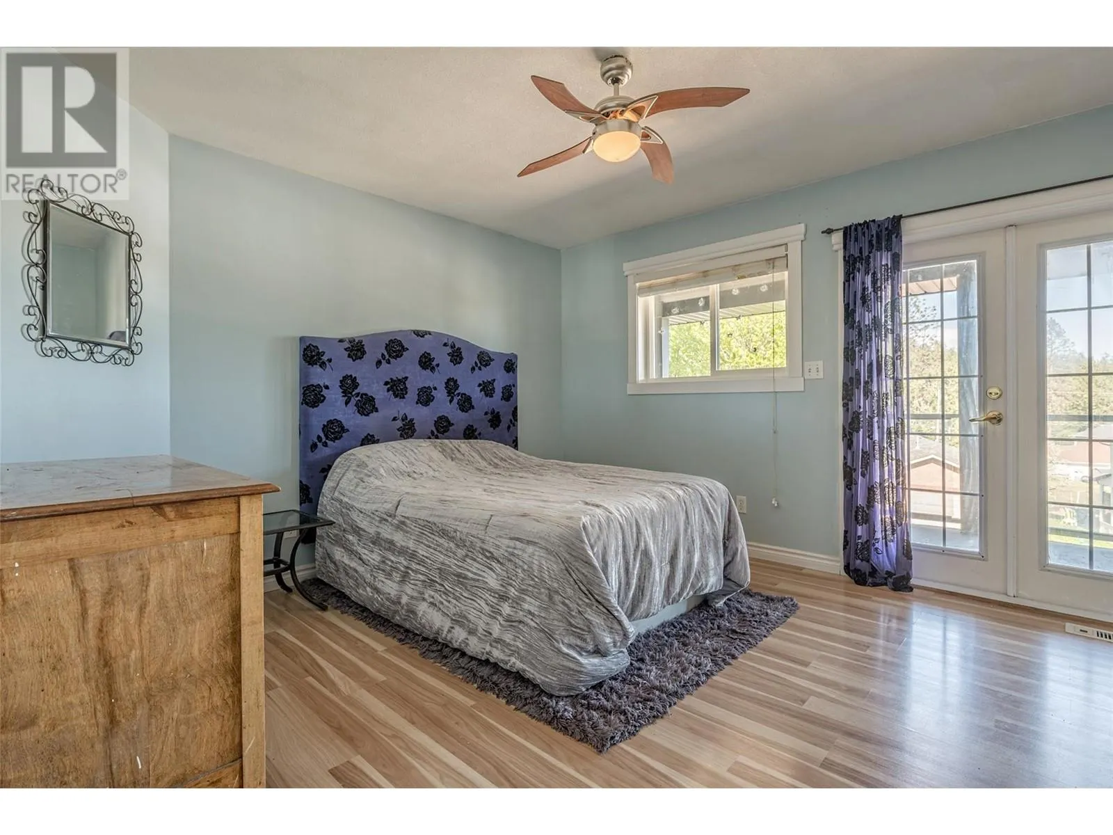 10718 Pinecrest Road