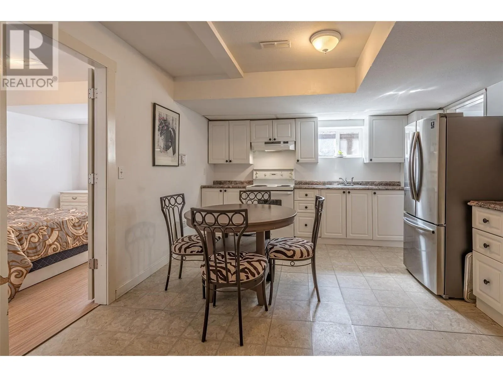 10718 Pinecrest Road