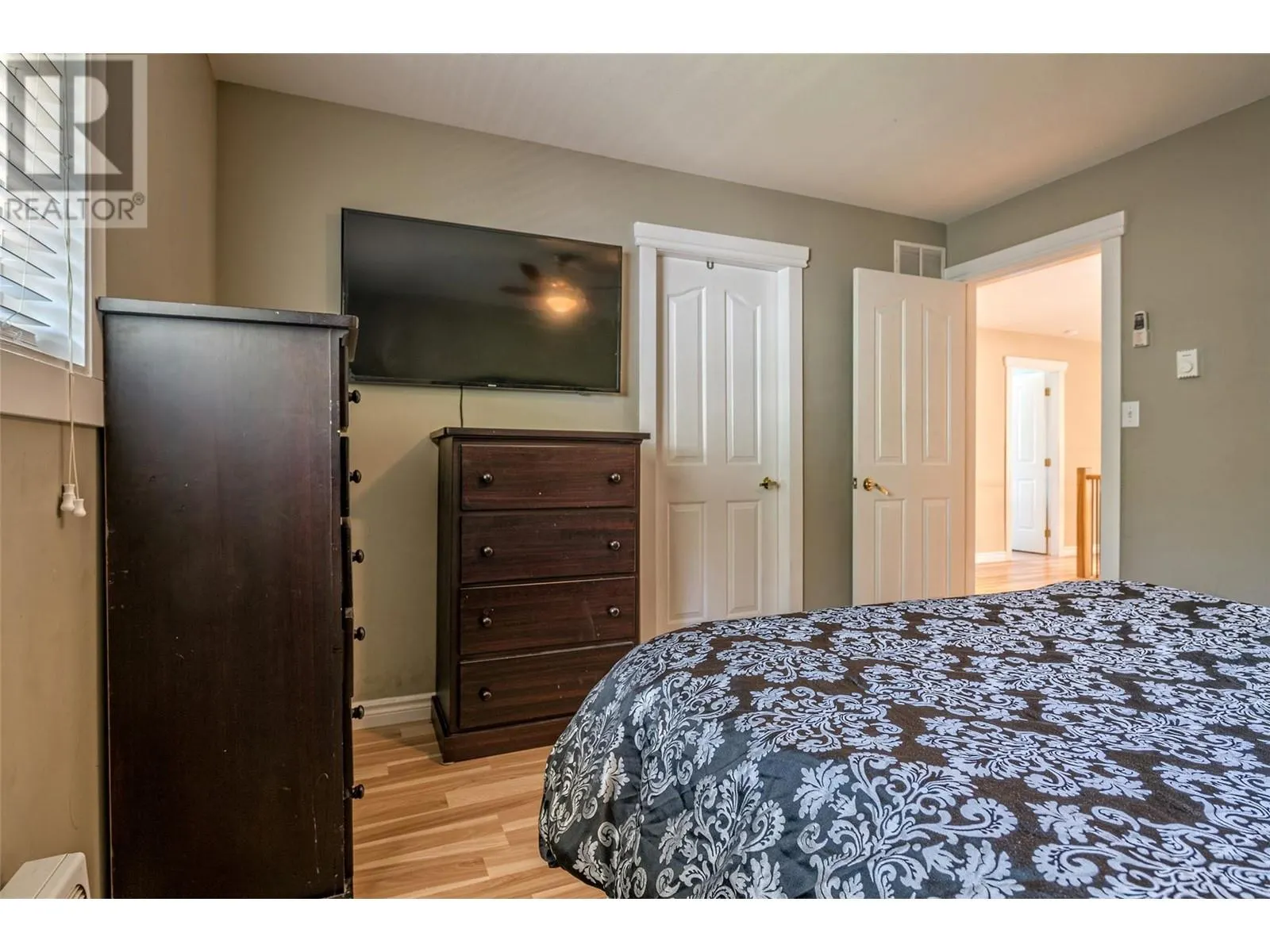 10718 Pinecrest Road