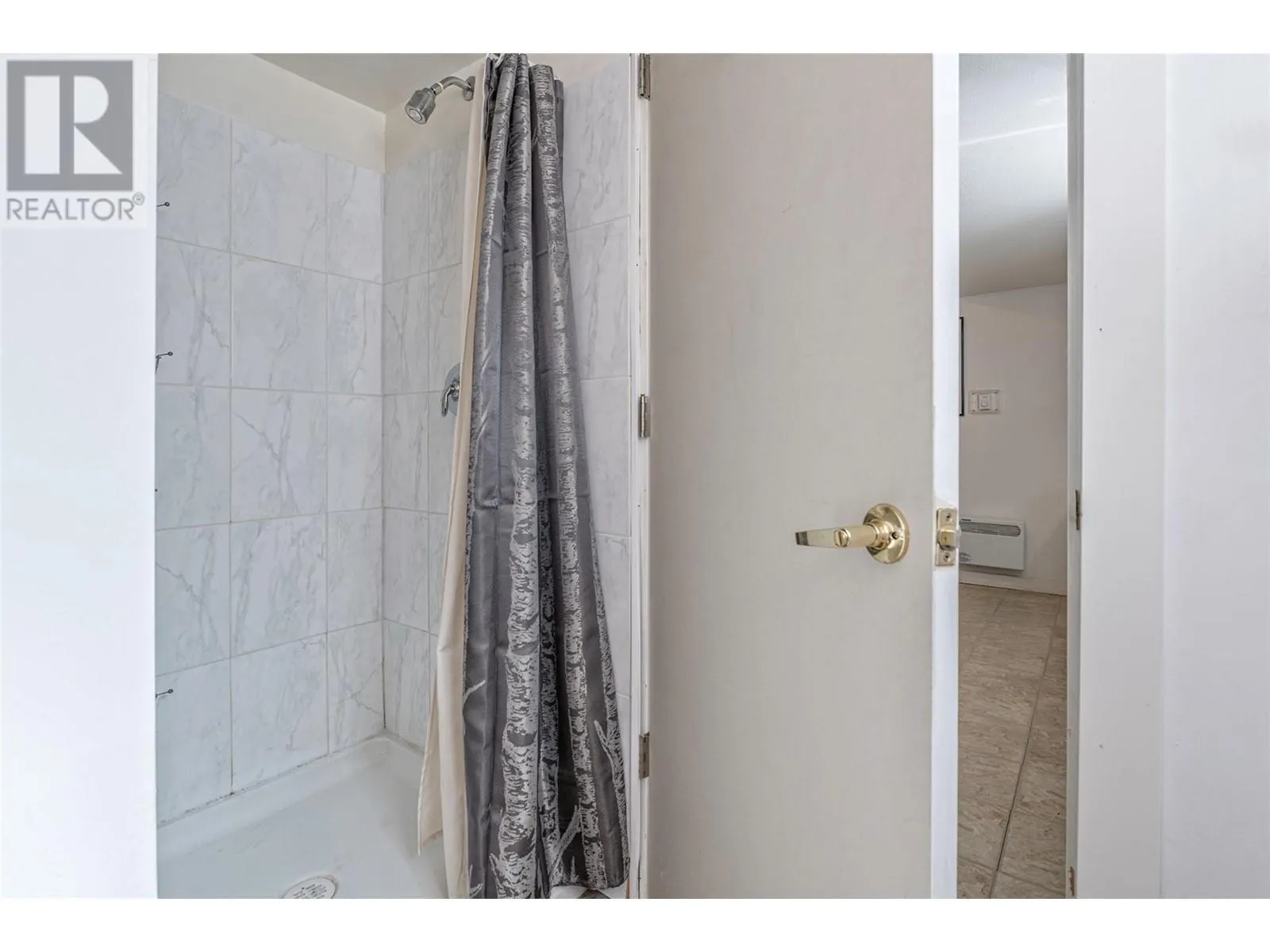 10718 Pinecrest Road