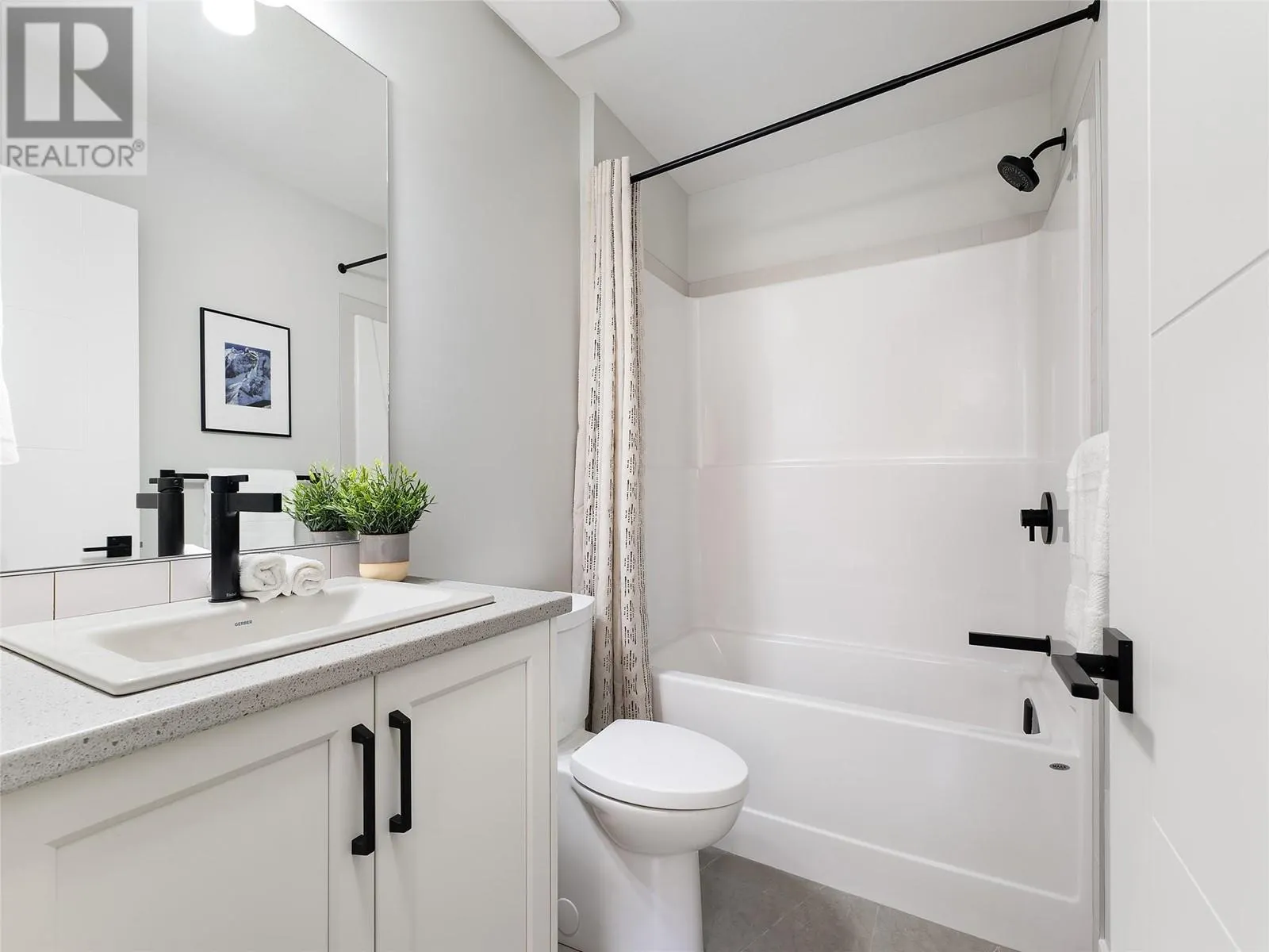 7735 Okanagan Hills Boulevard Unit# 35 Lot# 3