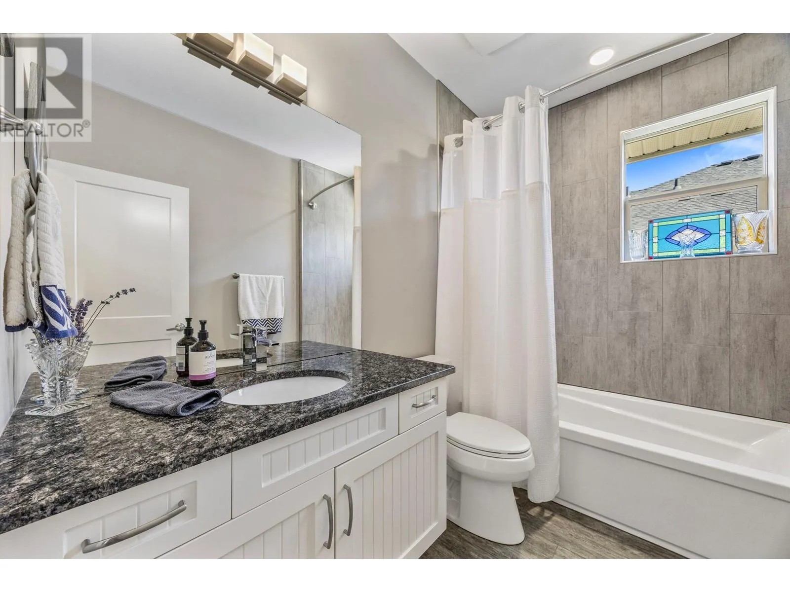 13053 Shoreline Drive