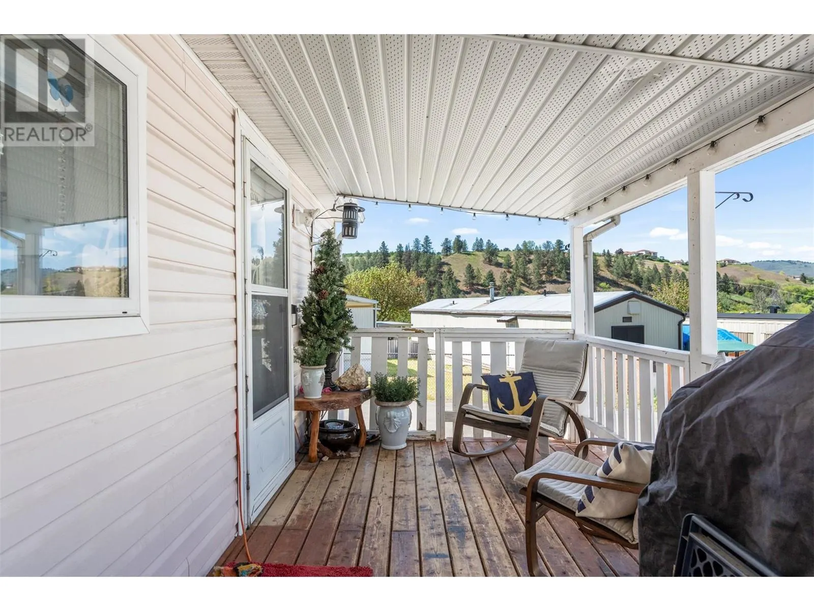 15401 Kalamalka Lake Road Unit# 210