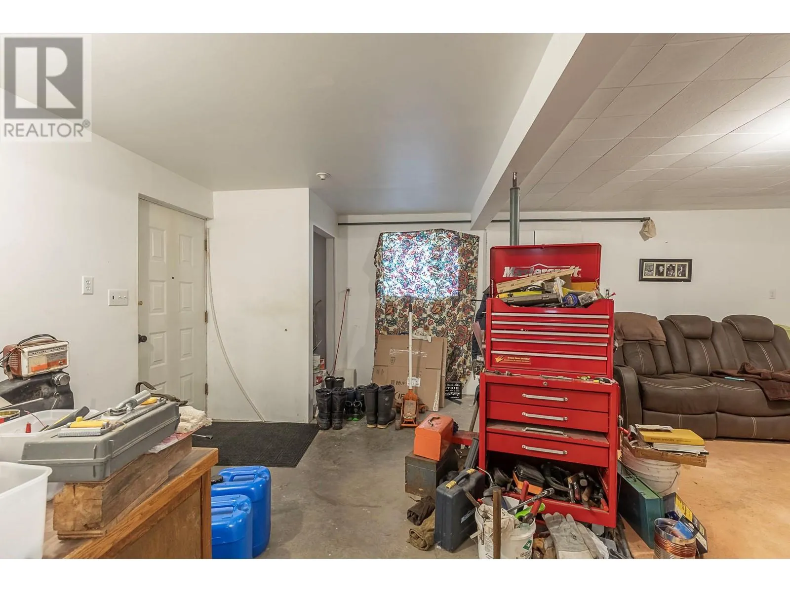 43 Hall Road