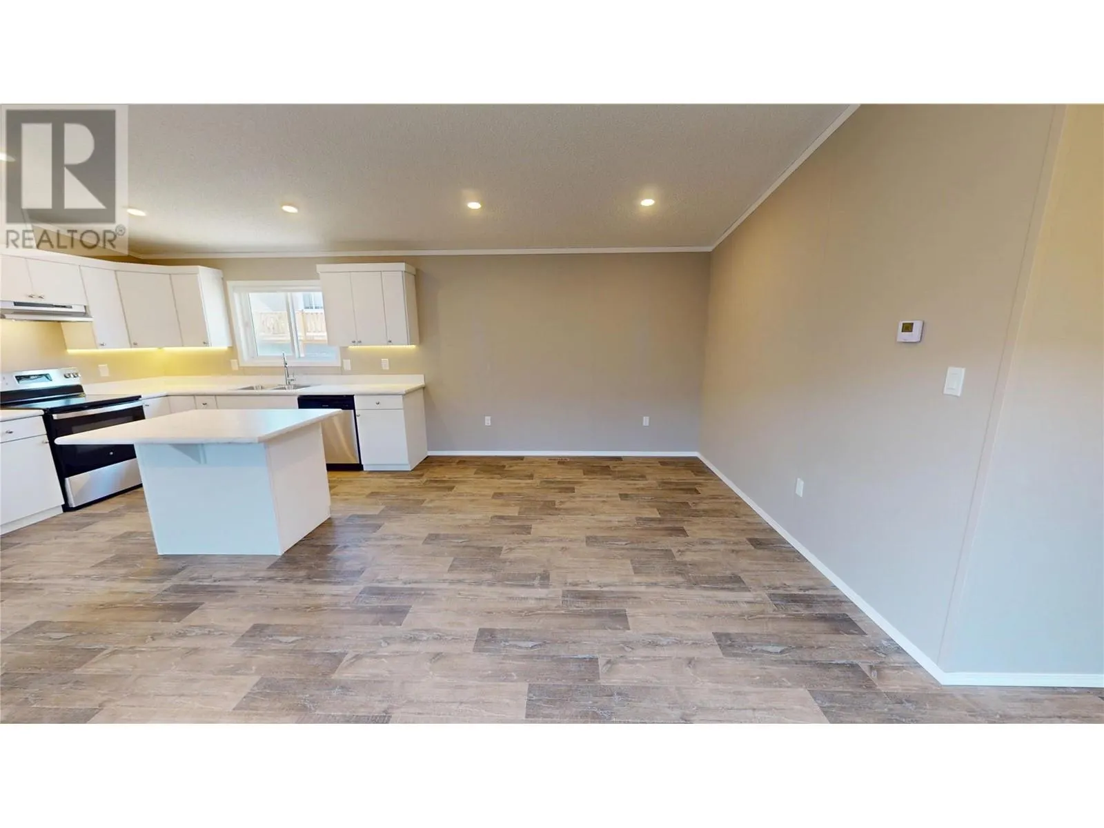 529 Pagurut Avenue W