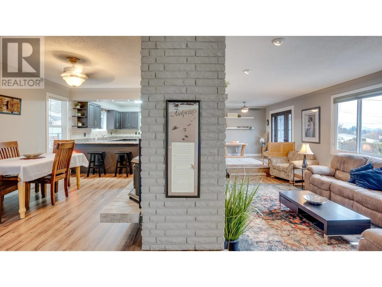 1850 Lakeshore Road