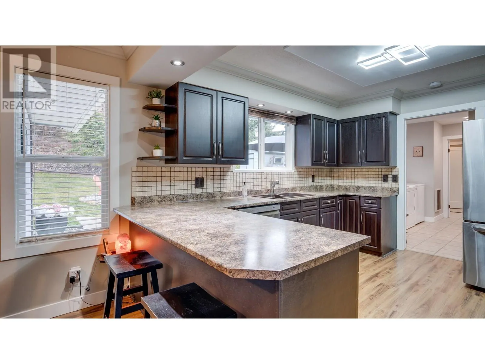 1850 Lakeshore Road