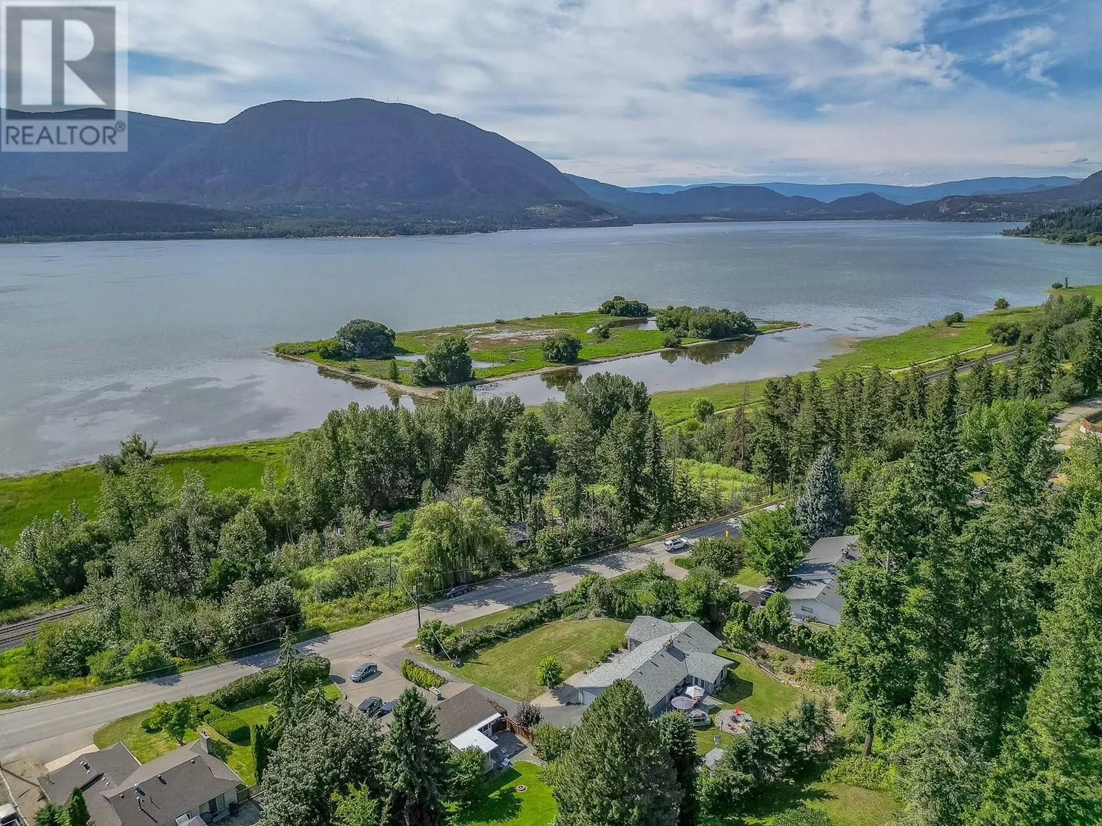 1850 Lakeshore Road