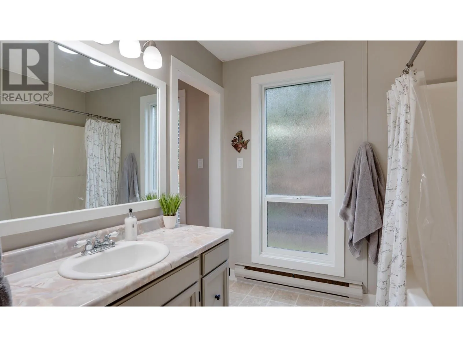 1850 Lakeshore Road