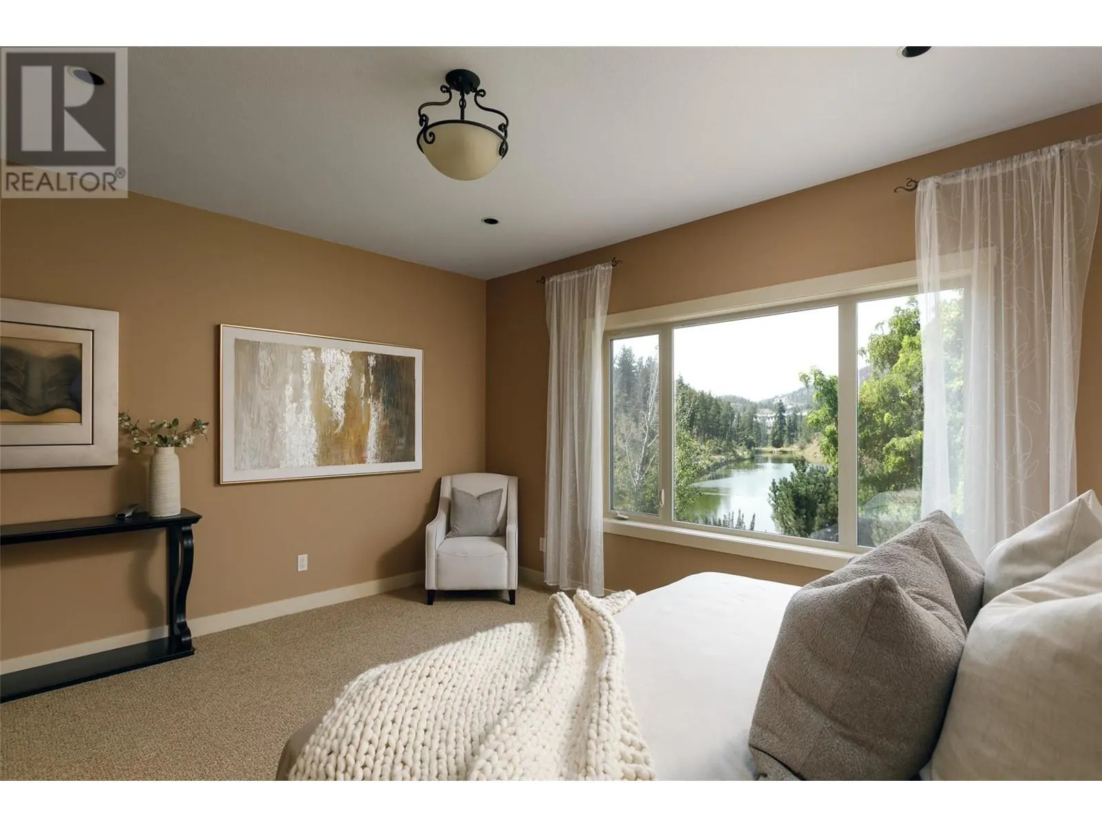 1958 Hidden Lake Place
