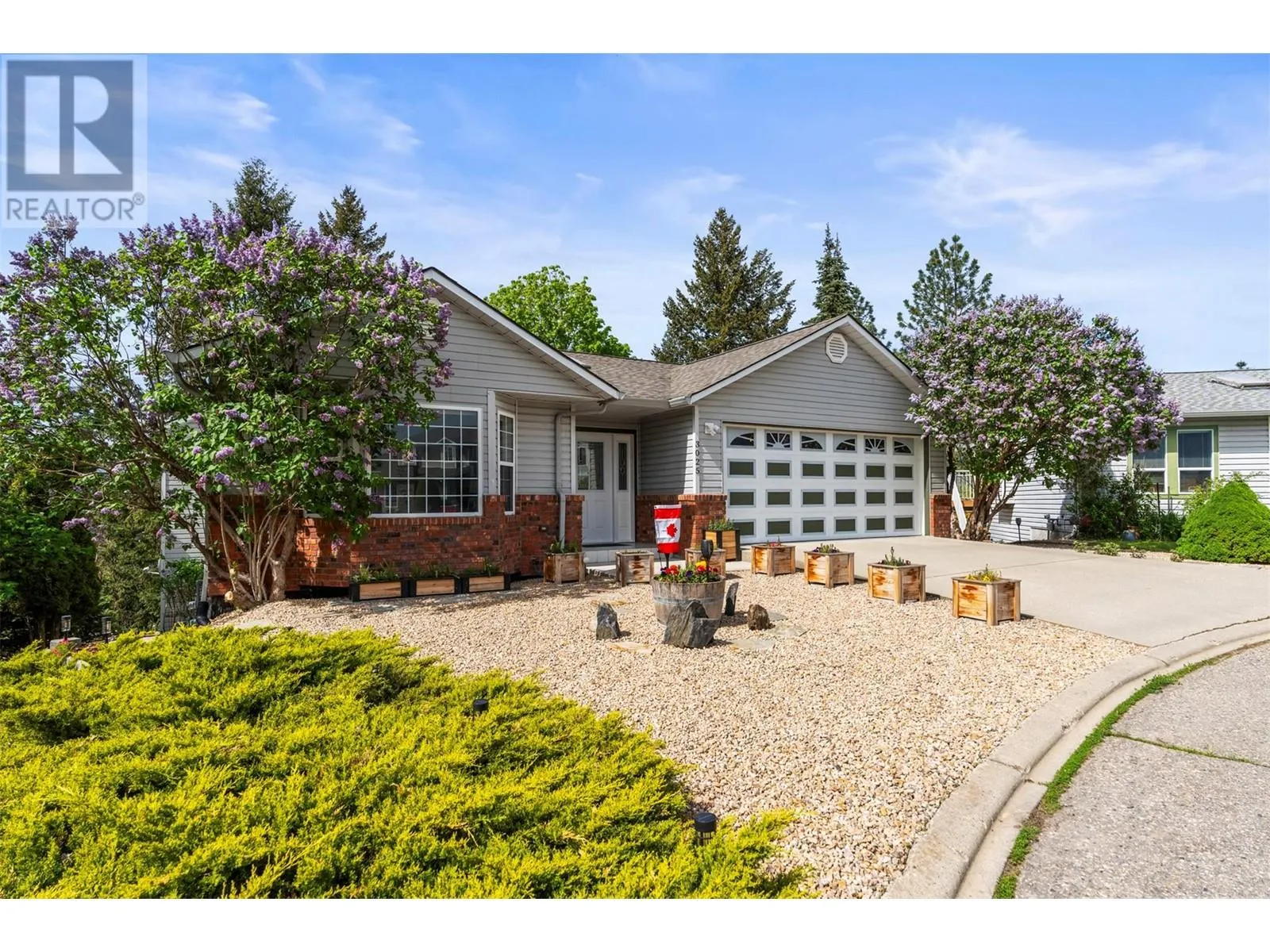 3025 Murison Place