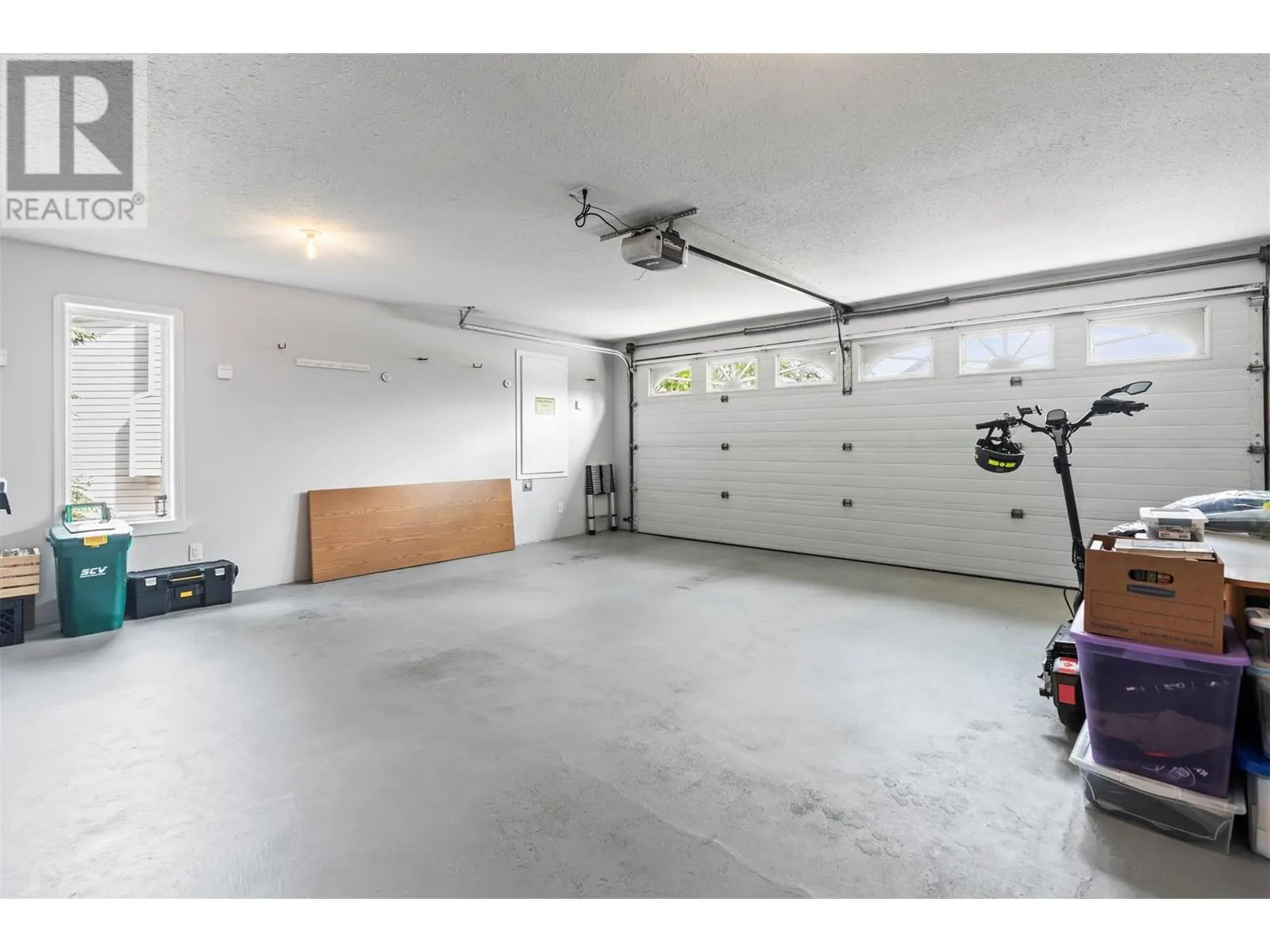 3025 Murison Place