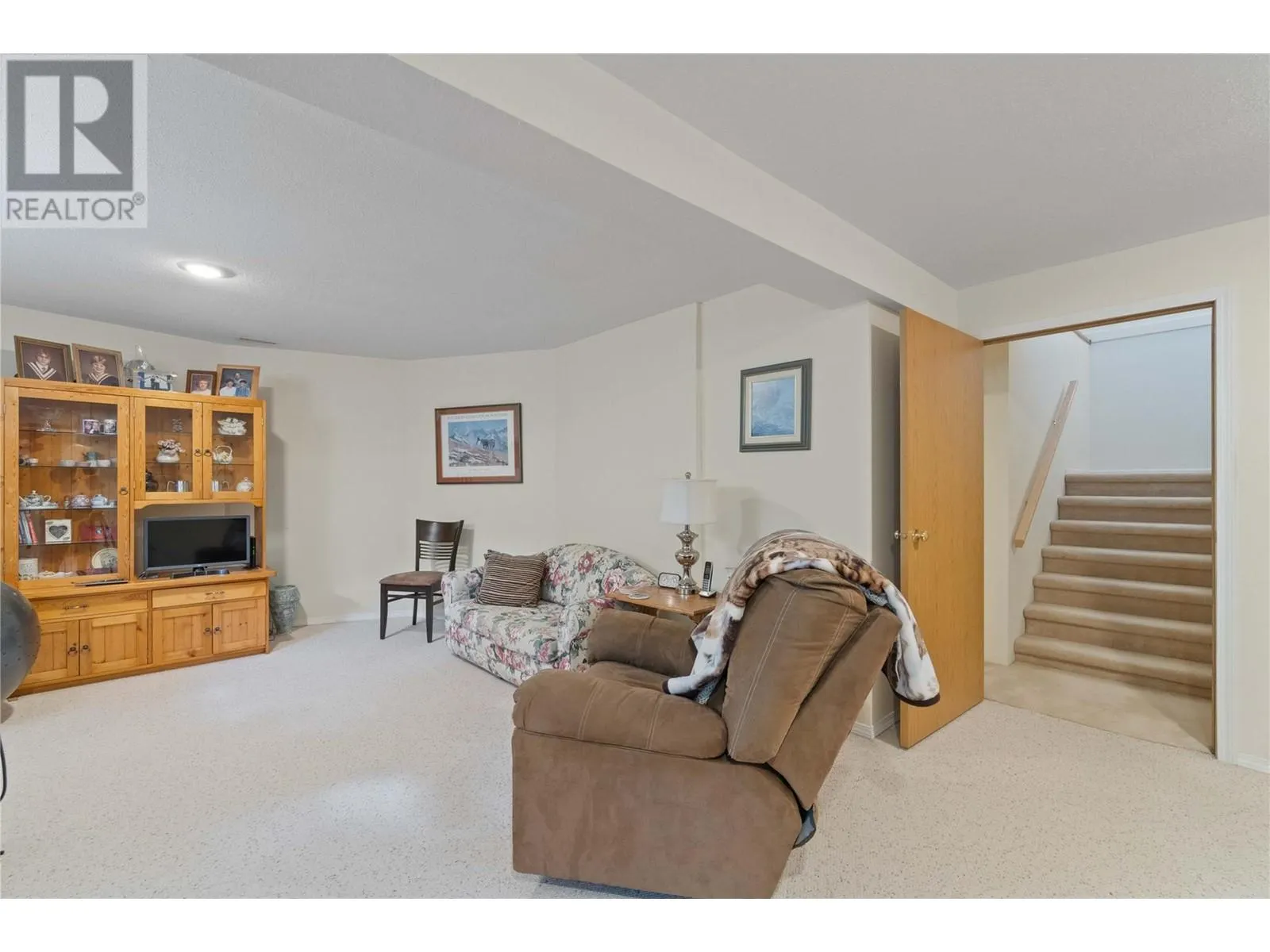 1120 12 Street NE Unit# 2