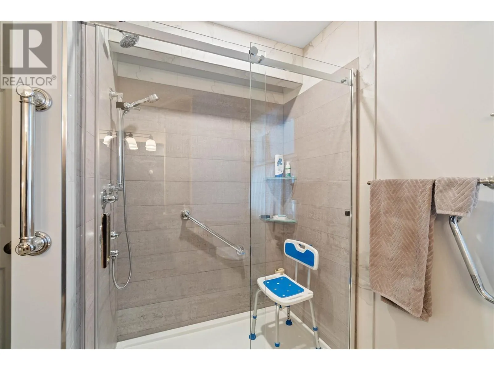 1120 12 Street NE Unit# 2