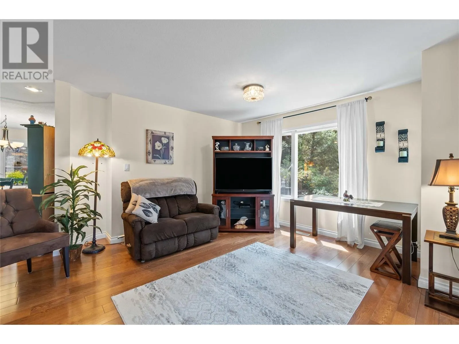 1120 12 Street NE Unit# 2