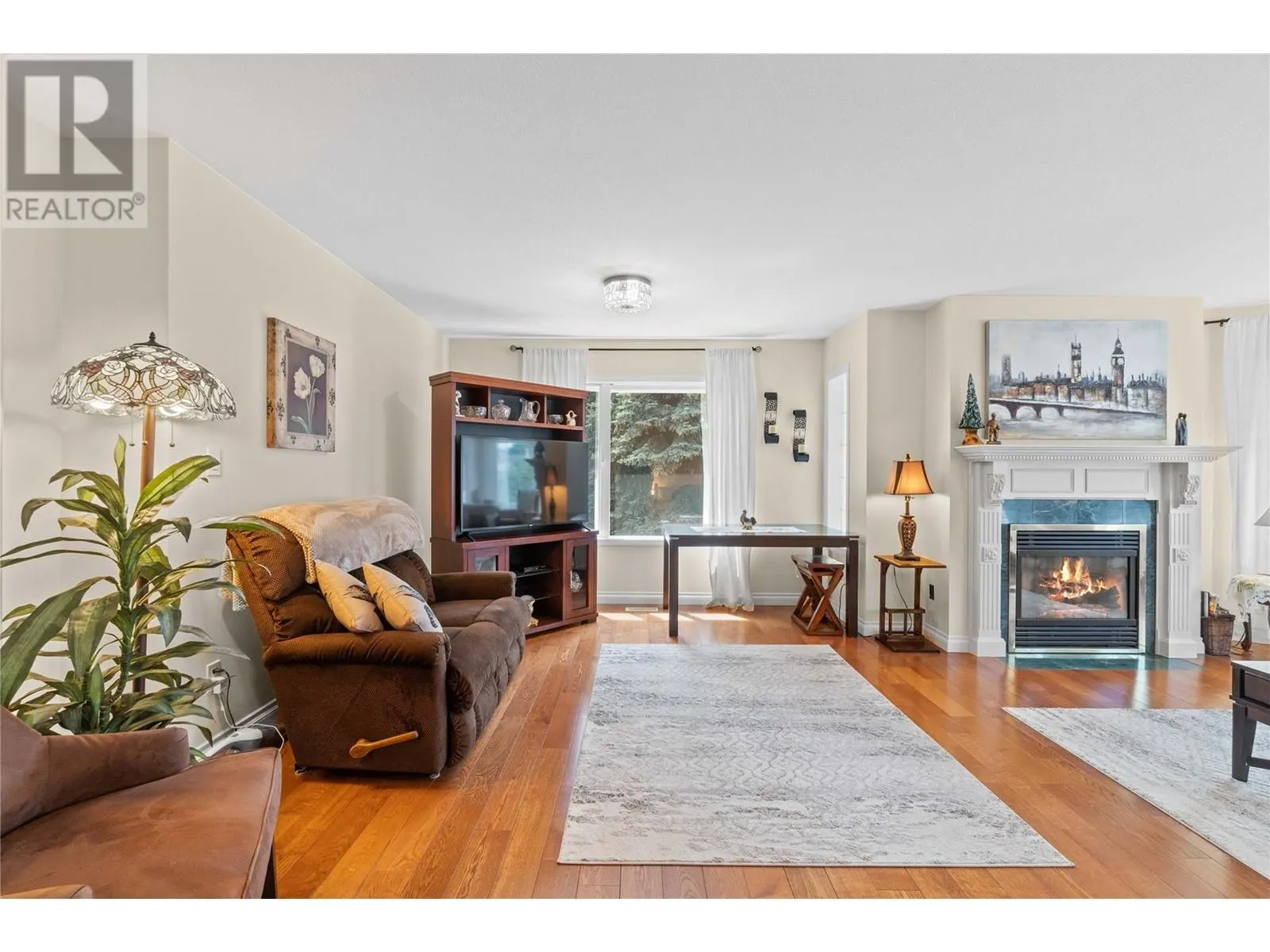 1120 12 Street NE Unit# 2