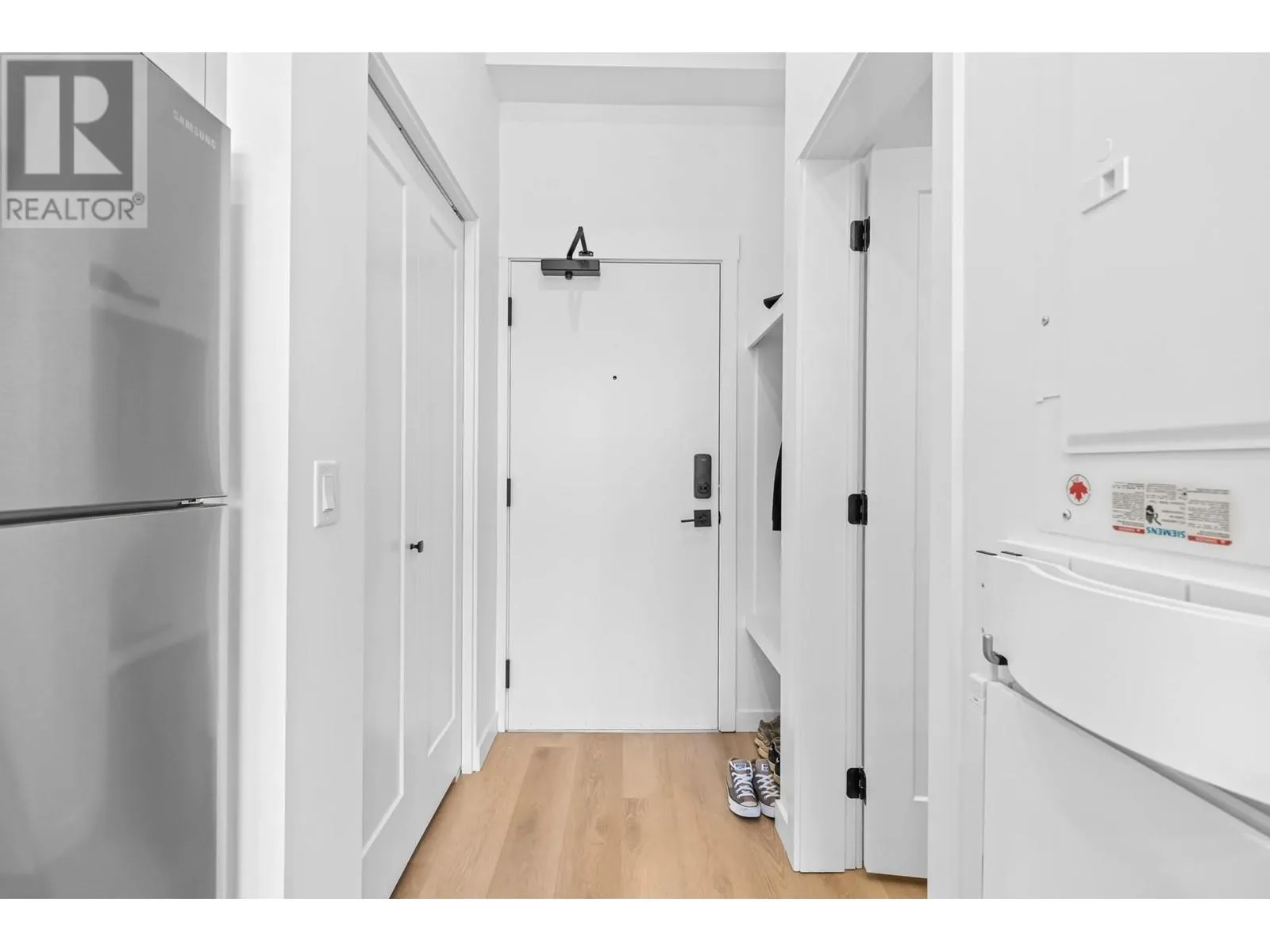 1301 Belaire Avenue Unit# 614