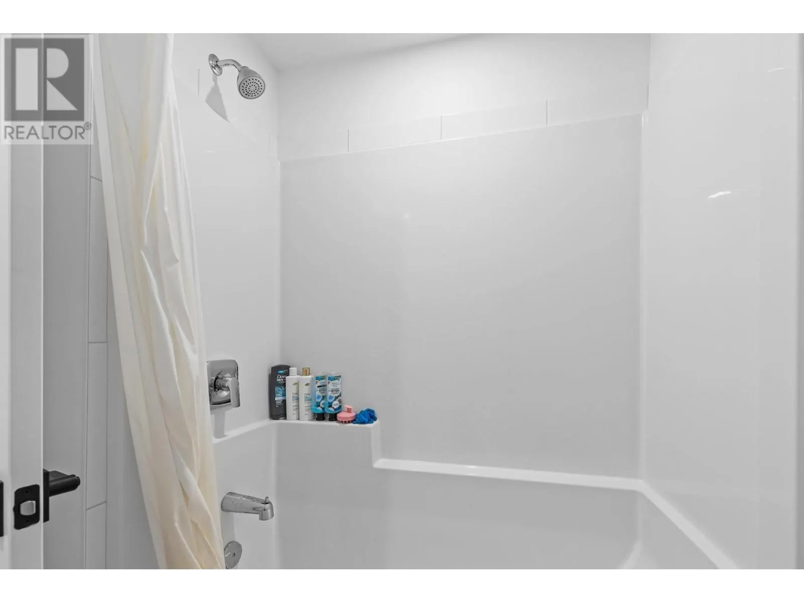 1301 Belaire Avenue Unit# 614