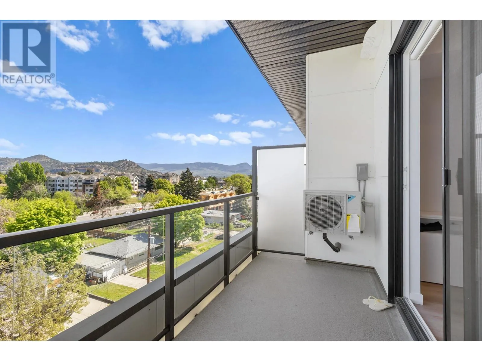1301 Belaire Avenue Unit# 614