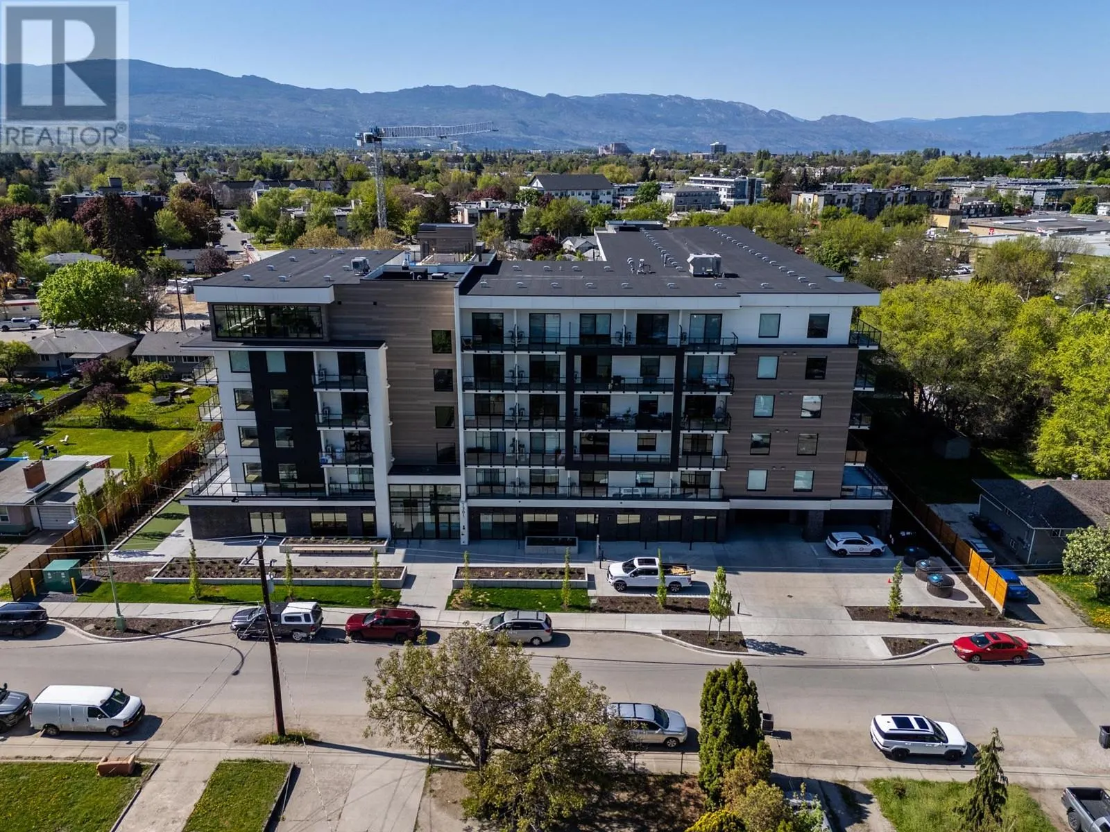 1301 Belaire Avenue Unit# 615