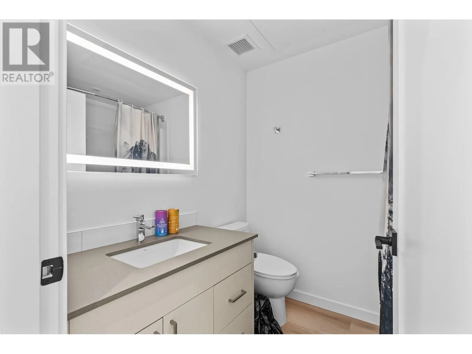 1301 Belaire Avenue Unit# 615