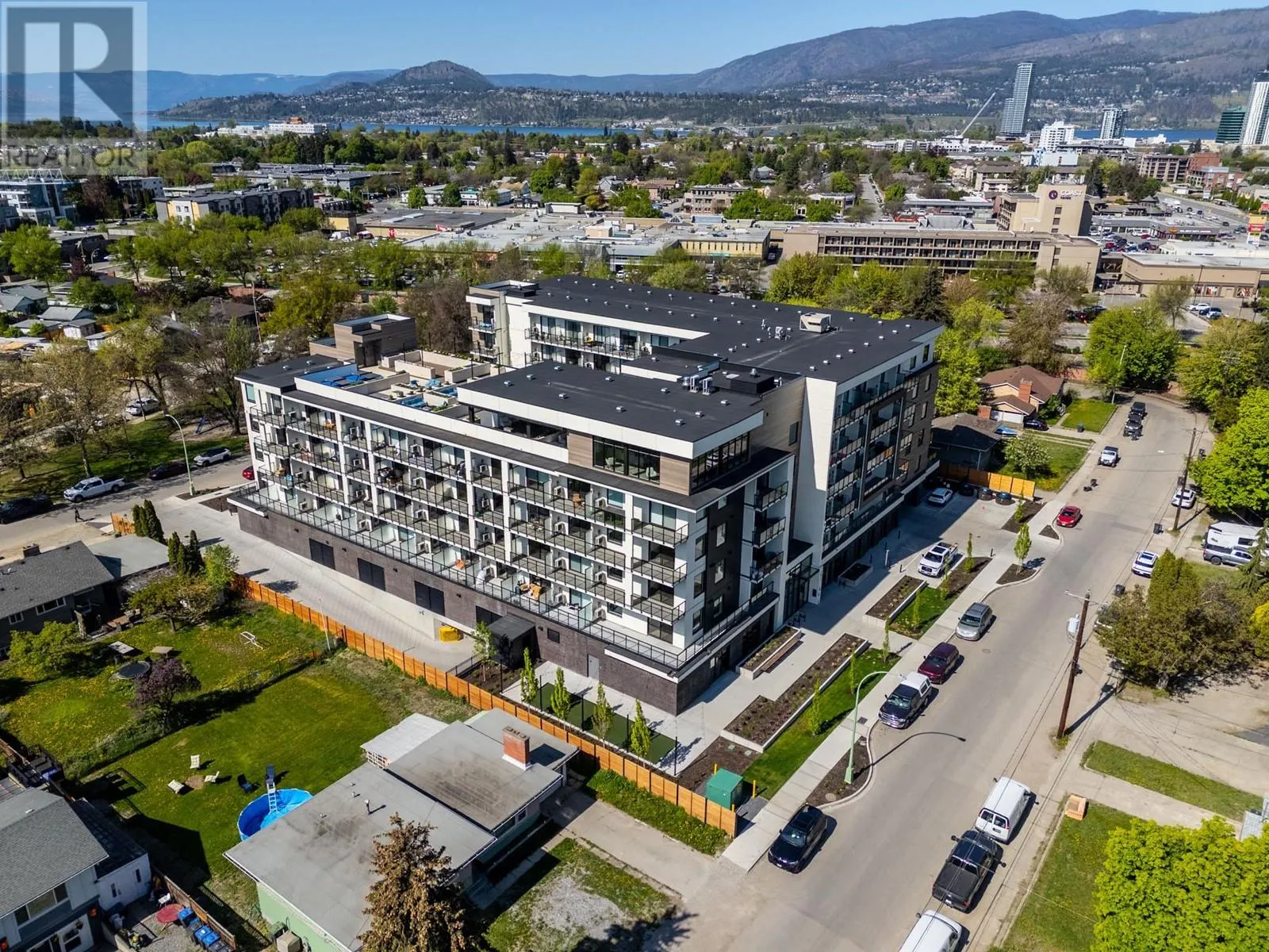 1301 Belaire Avenue Unit# 615