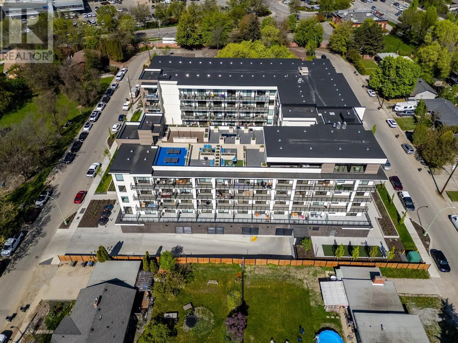 1301 Belaire Avenue Unit# 615