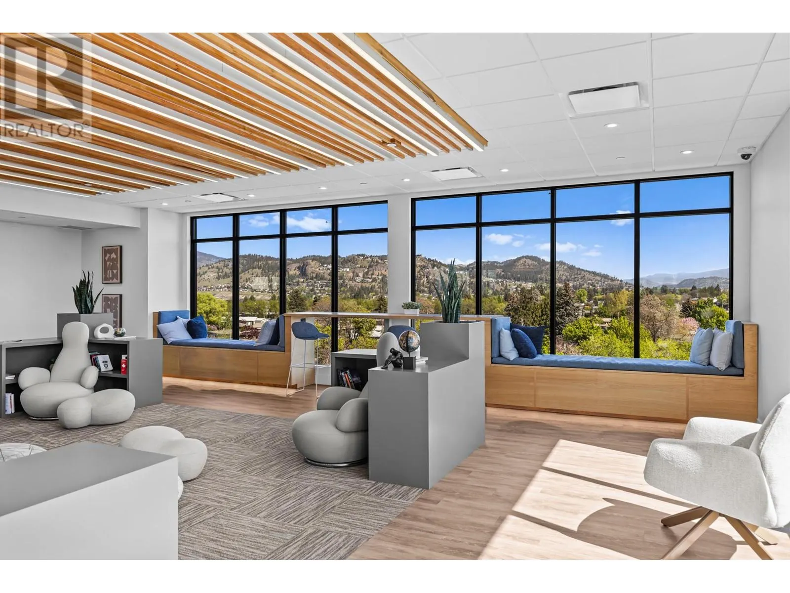 1301 Belaire Avenue Unit# 615