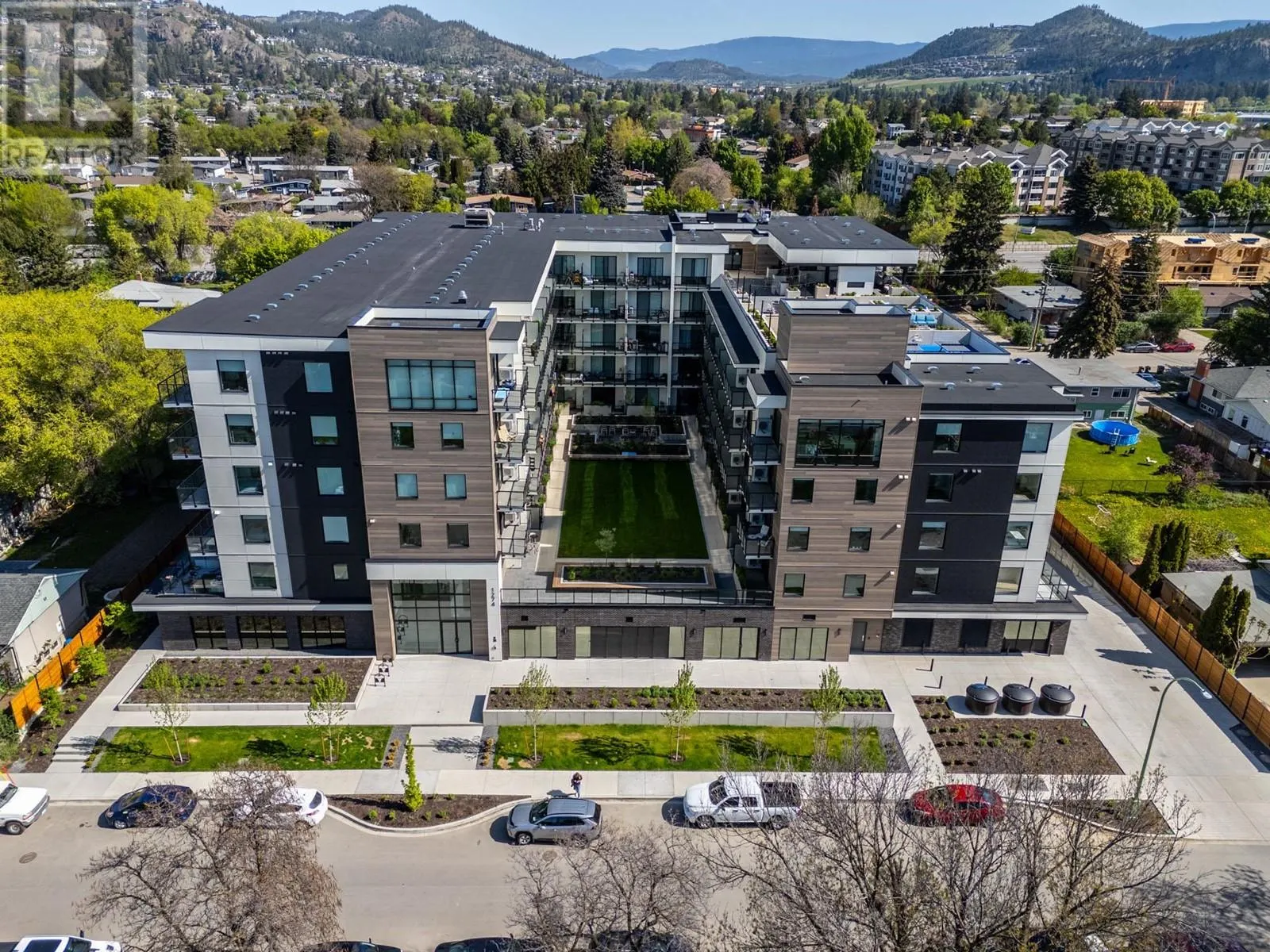 1301 Belaire Avenue Unit# 615