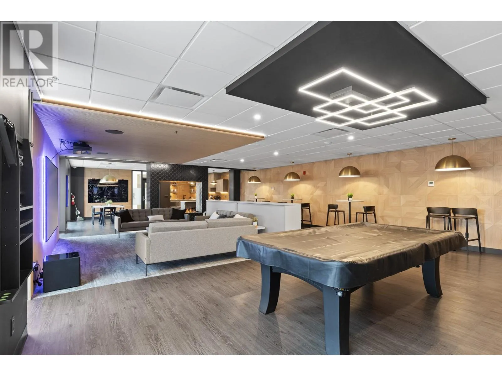 1301 Belaire Avenue Unit# 615