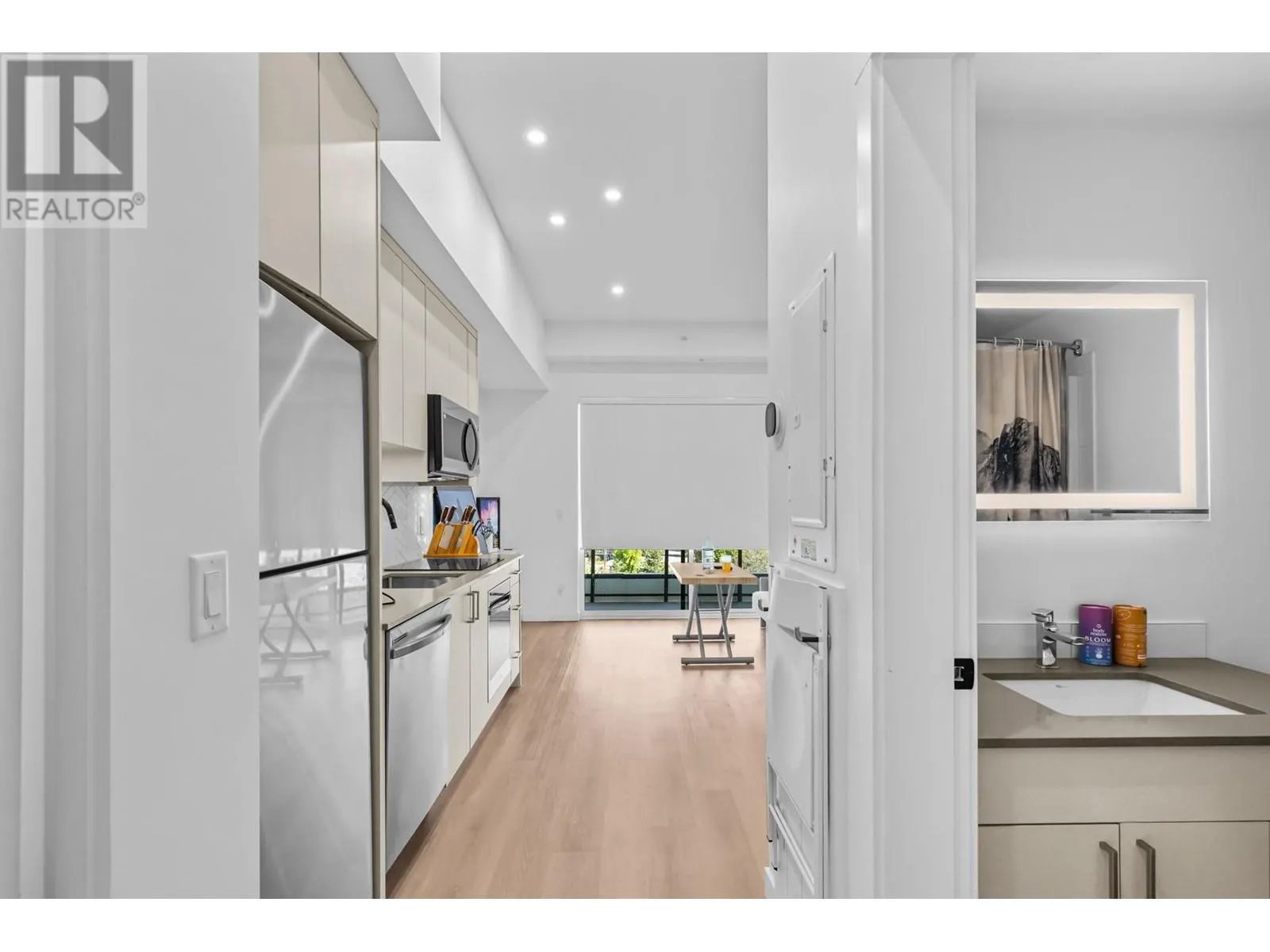 1301 Belaire Avenue Unit# 615