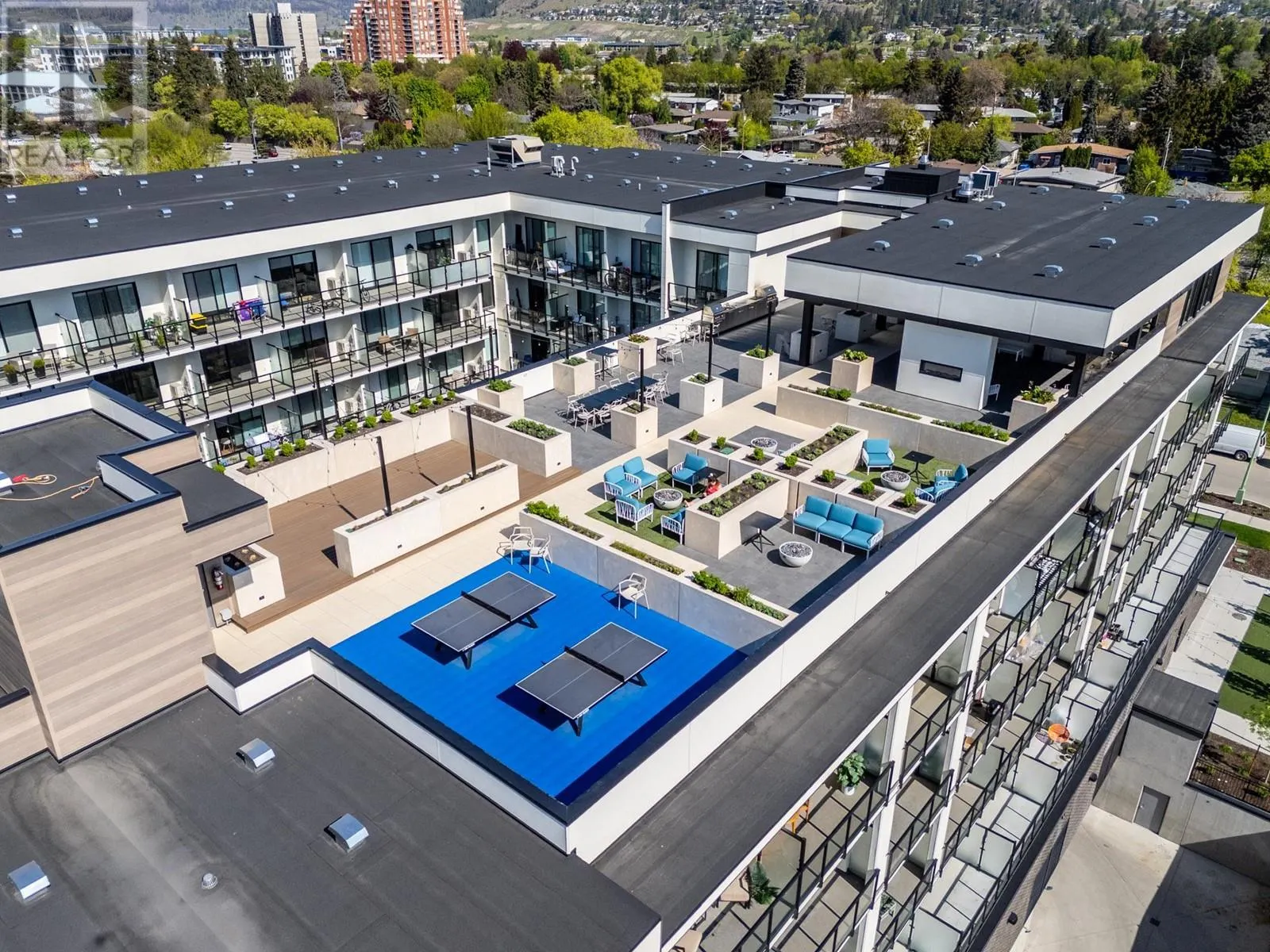 1301 Belaire Avenue Unit# 615